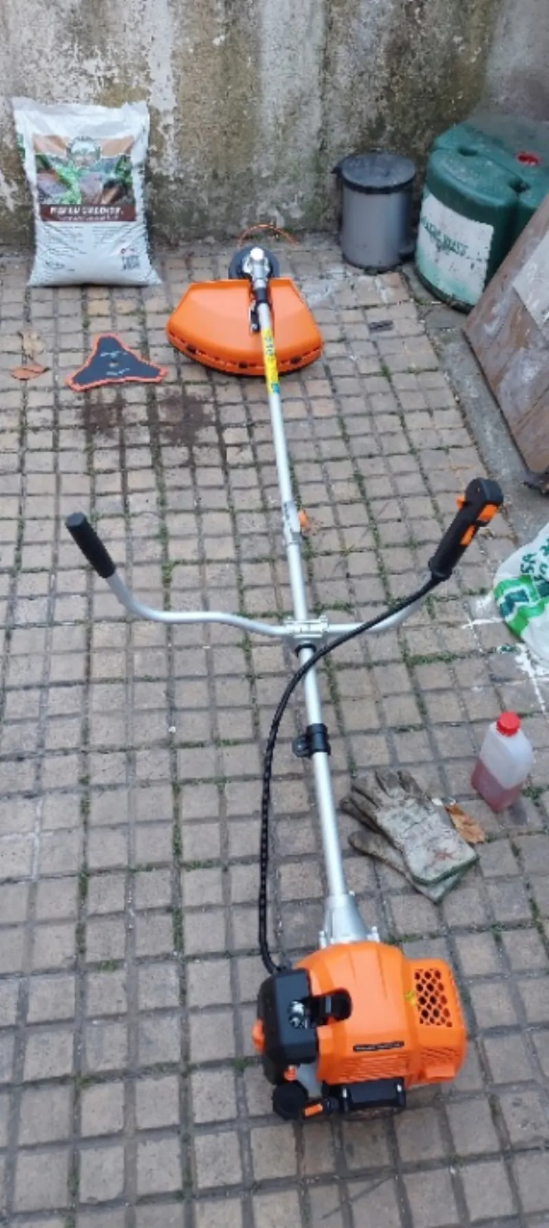 Profilová fotografie Radka L., ověřeného zákazníka z Olomouce, který recenzoval HyperTrimmer 3000